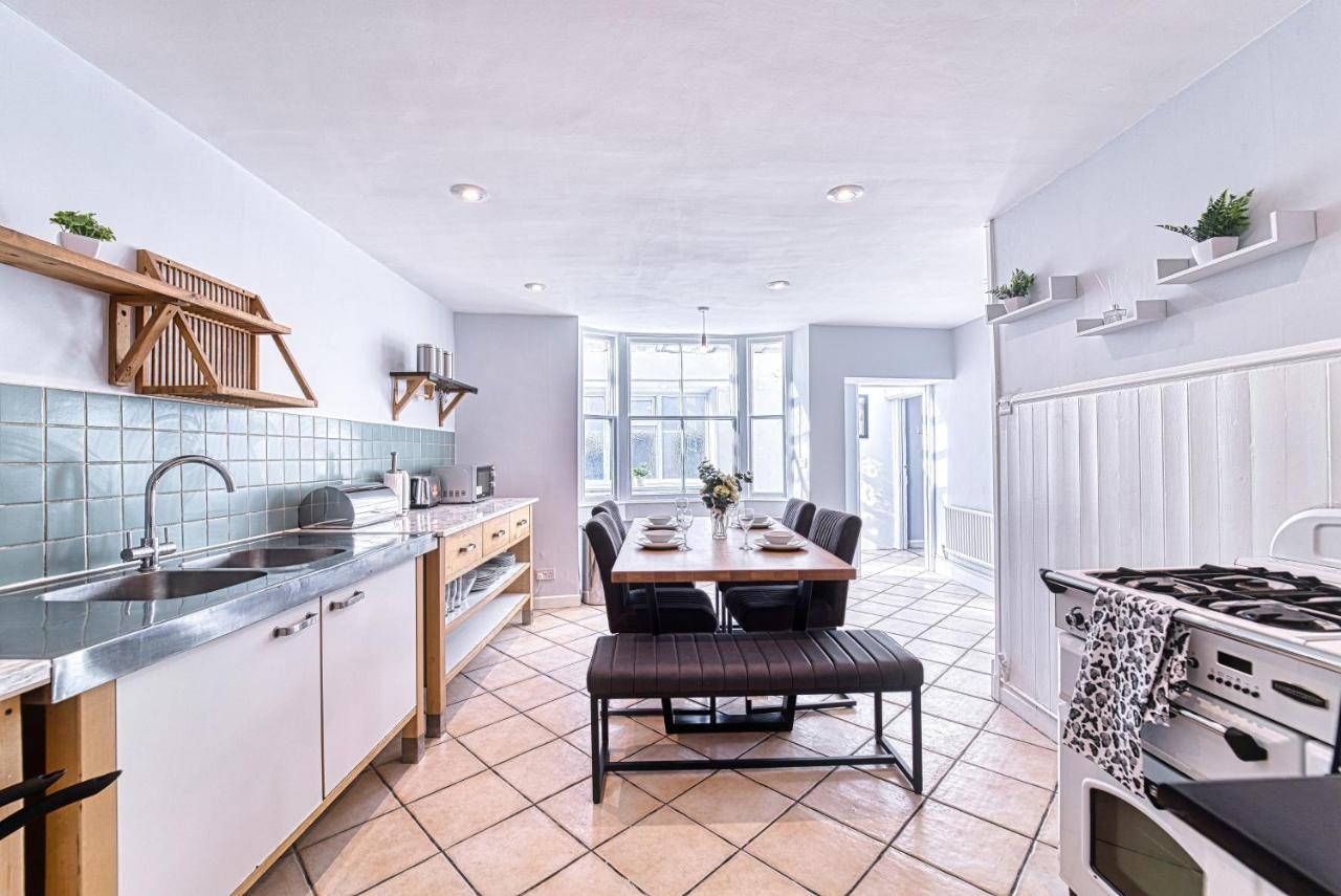 The Stylish Gem Of Bath - Football Table - Sleeps 10 外观 照片
