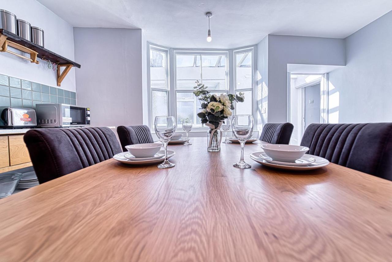 The Stylish Gem Of Bath - Football Table - Sleeps 10 外观 照片